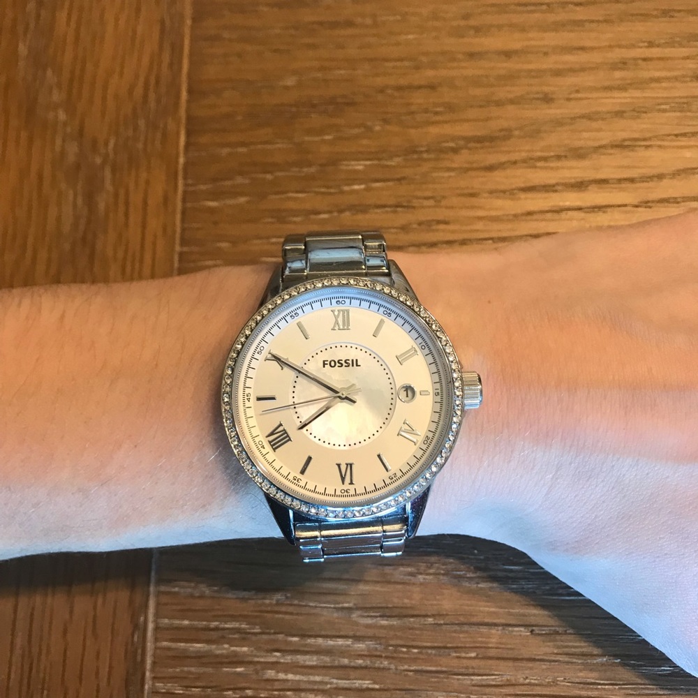 Stainless Steel Fossil Watch - Picture 4 of 6